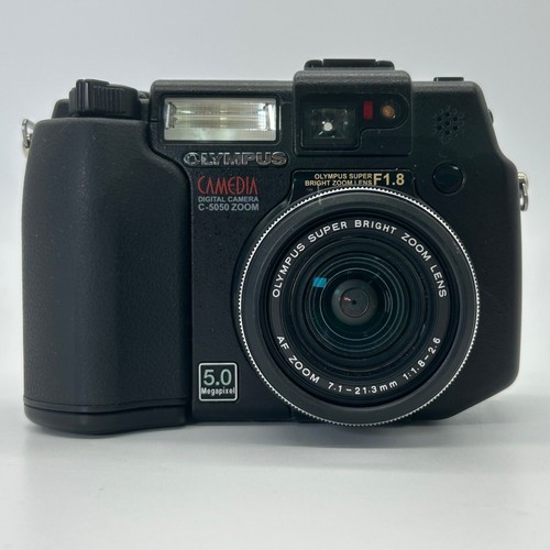 Fotocamera digitale compatta